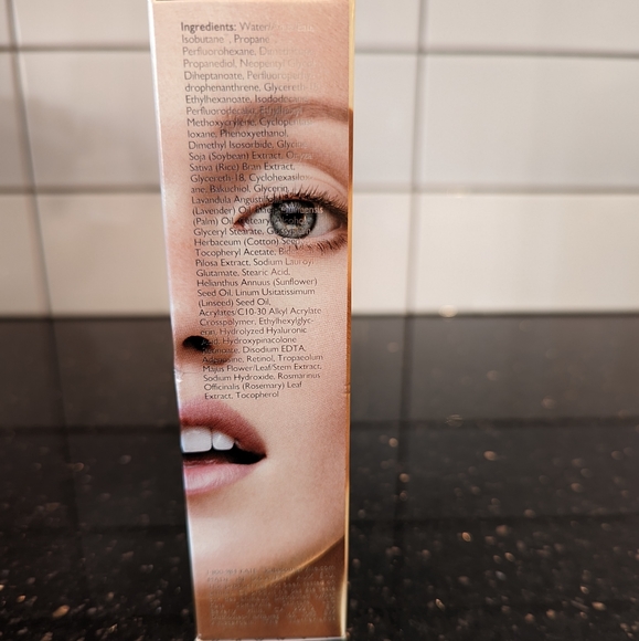 Kate Somerville Pro Strength Wrinkle Smoother - Picture 5 of 7